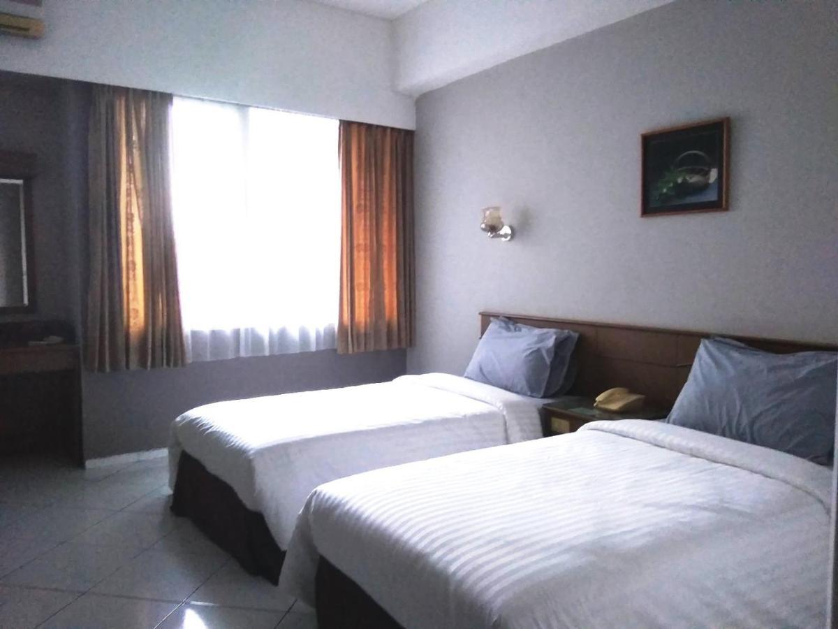 K-Style Eco Hotel Jakarta Exterior photo