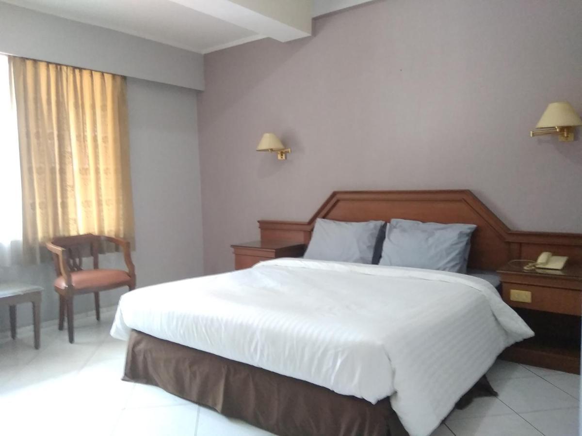 K-Style Eco Hotel Jakarta Exterior photo